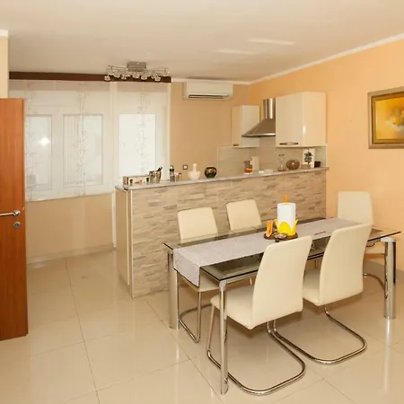 Apartman Dolores